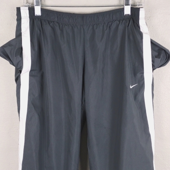 Nike Grey Polyester Mesh Lined Elastic Waist Pull On Mid Rise Athletic Capris - Picture 8 of 12